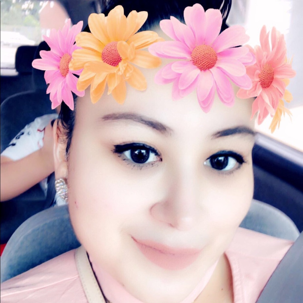 Meet your Posher, Carmen